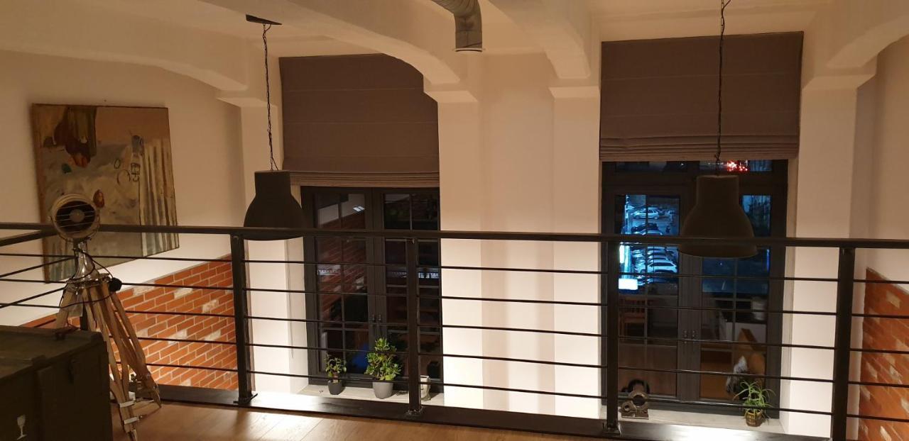 Loft Hiellego Apartamento Zyrardow Exterior foto